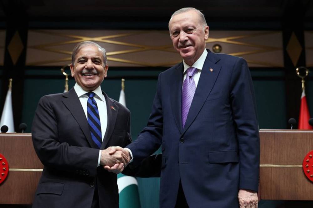 Pakistan Başbakanı Şahbaz Şerif T&uuml;rkiye'ye geliyor