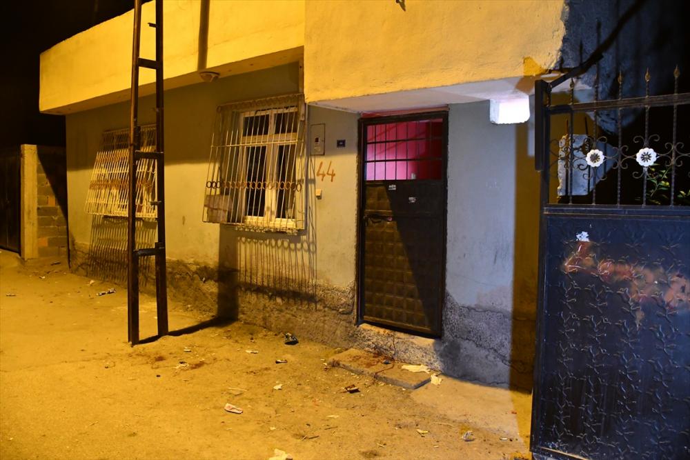 Adana'da kardeşi tarafından pompalı tüfekle vurulduğu ileri sürülen kişi hayatını kaybetti
