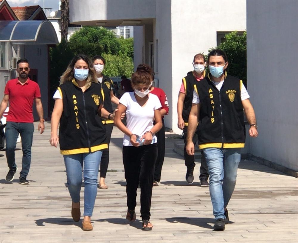 Adana'da yankesicilik şüphelisi iki kadın tutuklandı