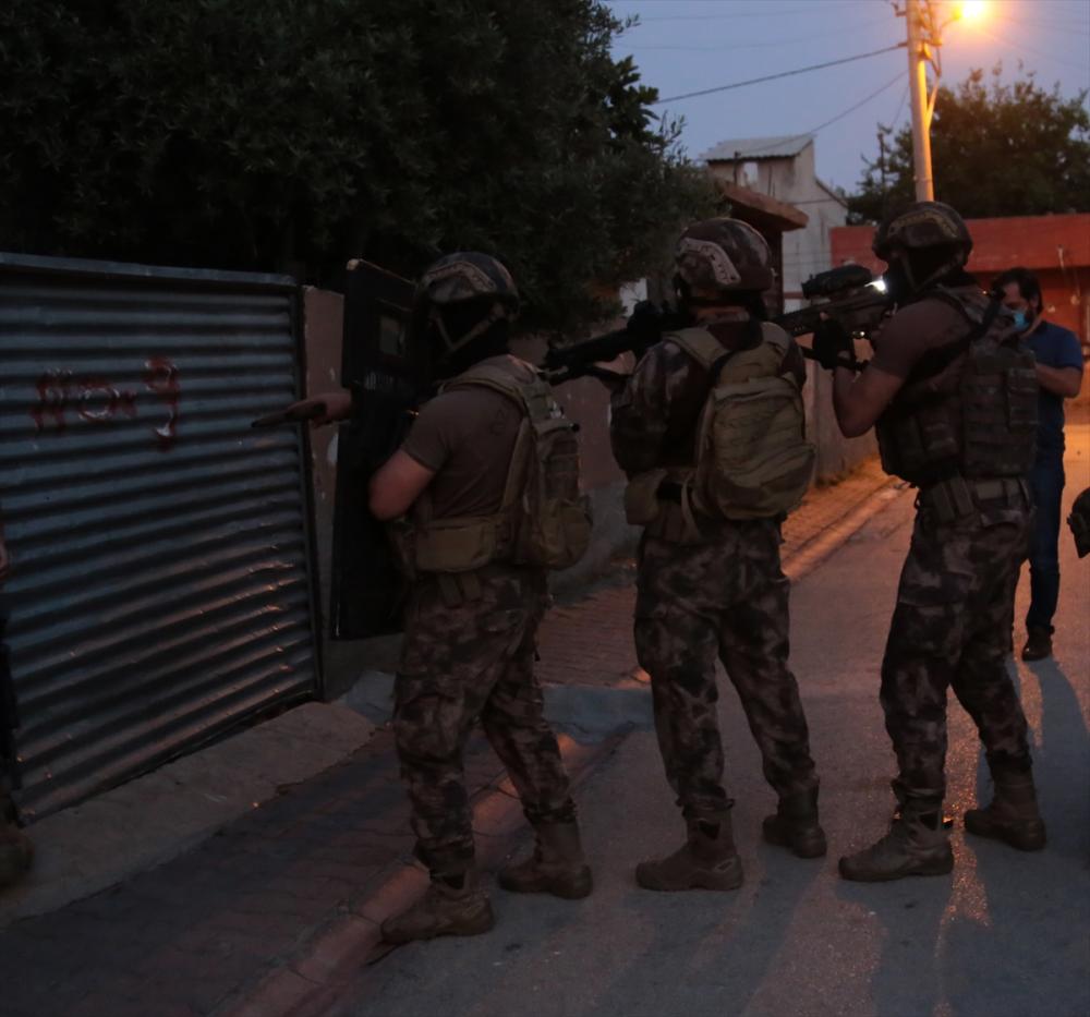 Adana'da  DEAŞ'a yönelik operasyon düzenlendi