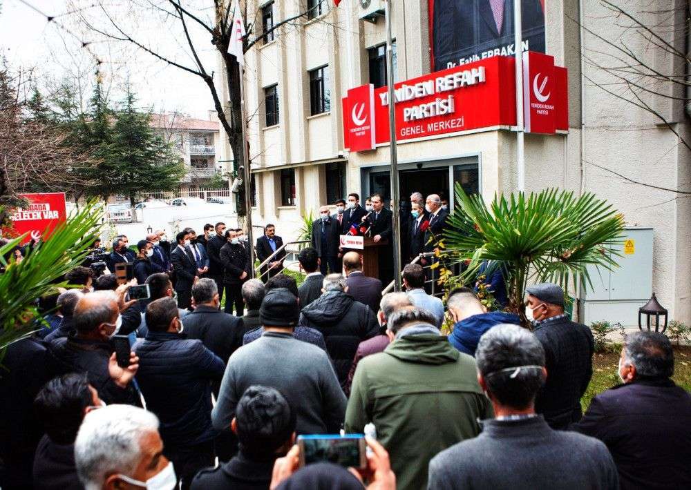 Fatih Erbakan'dan çarpıcı 'ABD' yorumu: 'Etme bulma dünyası'