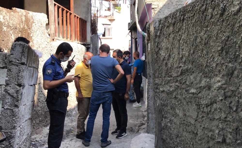 Adana'da bir kişi evinde öldürülmüş olarak bulundu