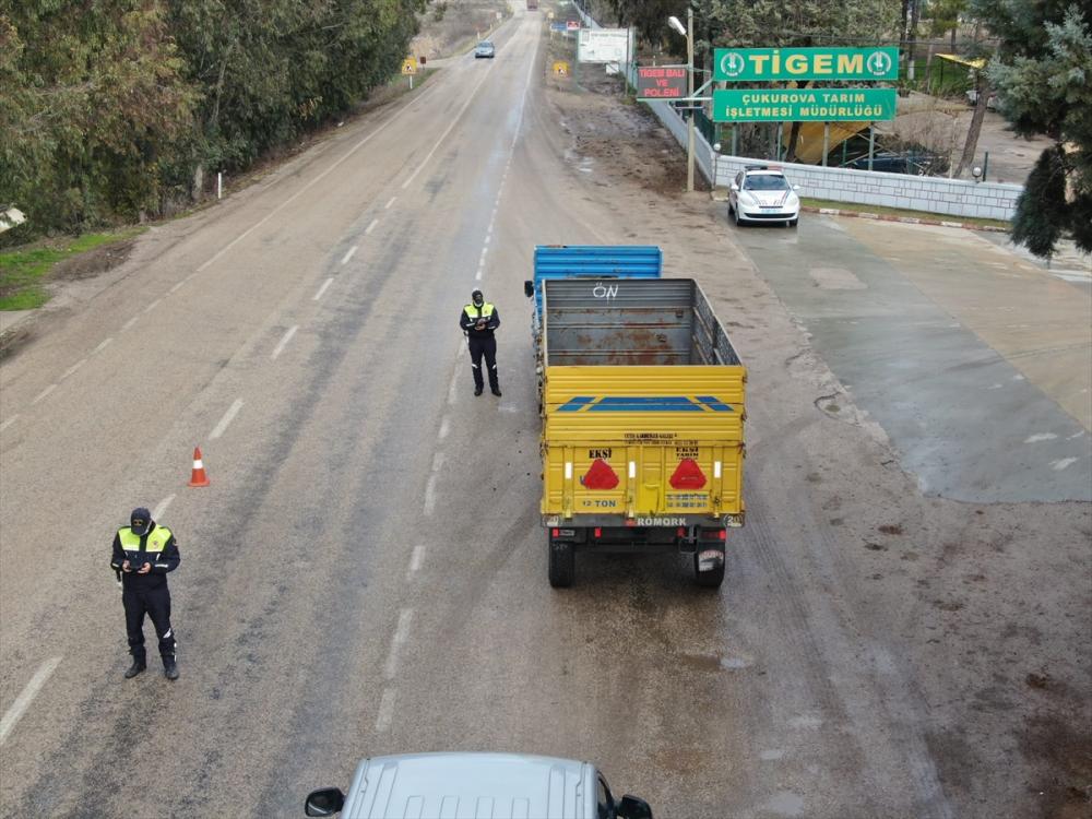 Adana'da trafik denetimlerinde 257 araç trafikten men edildi