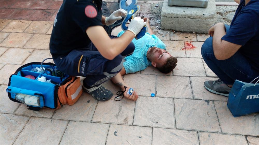 Adana'da trafik kazası:1 yaralı
