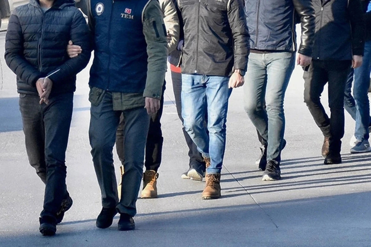 Adana merkezli sigorta dolandırıcılığı operasyonunda 77 ş&uuml;pheli g&ouml;zaltına alındı