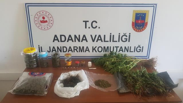Adana'da uyuşturucu satıcılarına yönelik operasyonda 4 zanlı yakalandı
