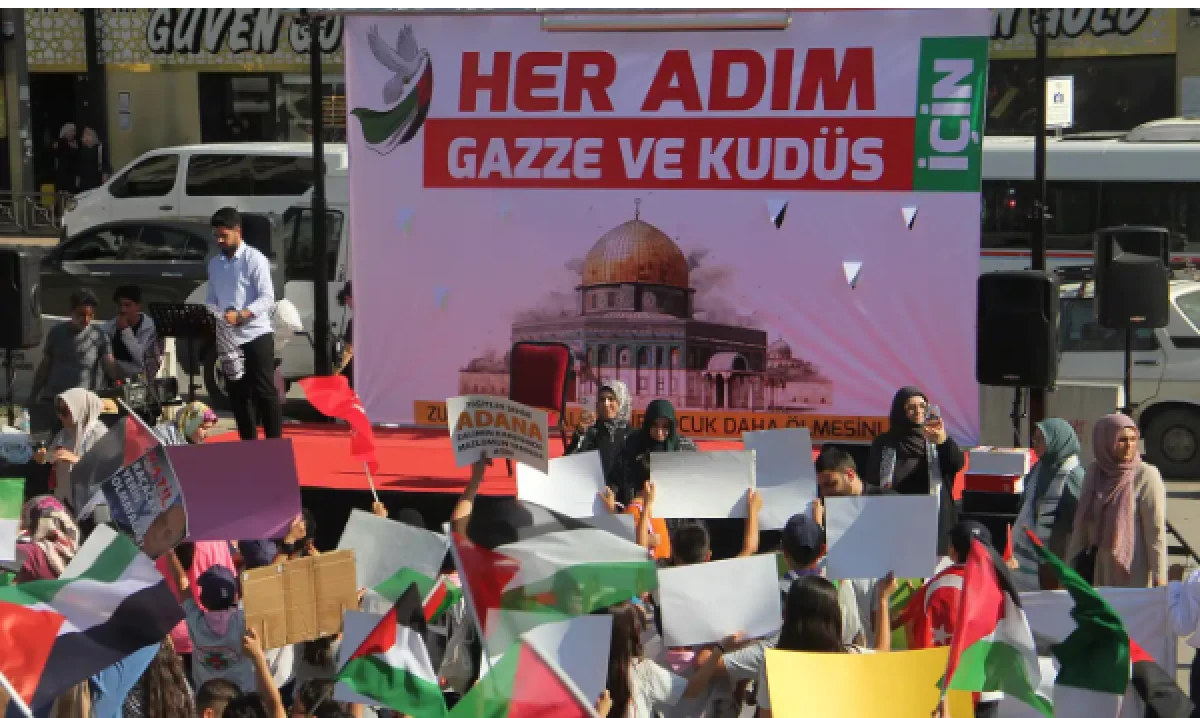 Adanalı anneler ve çocuklardan Gazze’ye destek yürüyüşü 