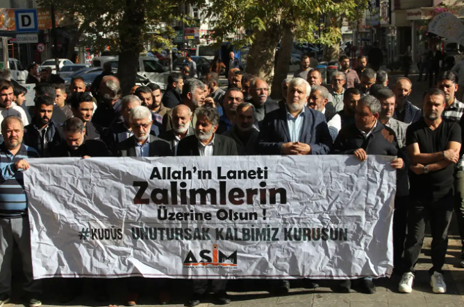 GAZZE YALNIZ, HAMAS ÇARESİZ BIRAKILMAMALI