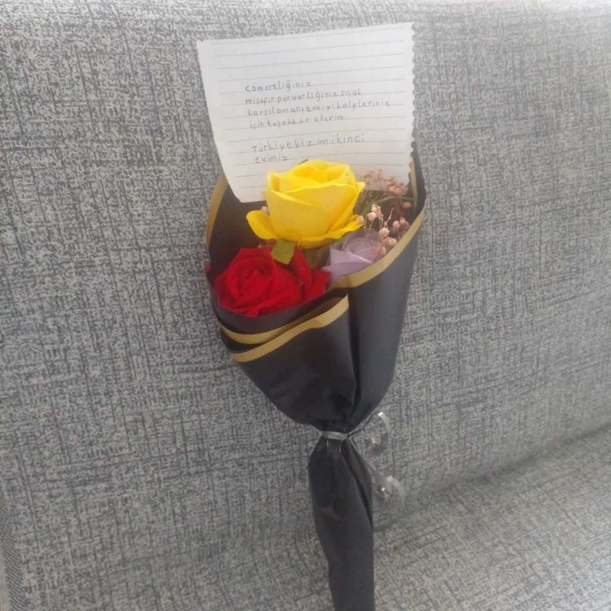 Suriyeli Komşulardan Teşekkür Çiçeği